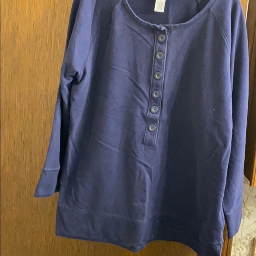 Navy blue top By ANYBODY  SIZE 1X  EUC